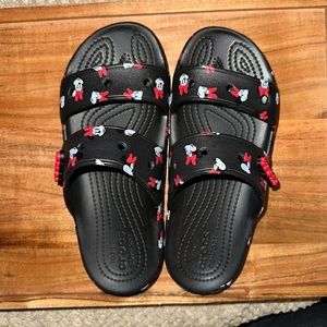 DISNEY parks exclusive crocs Minnie Mouse slip on sandals